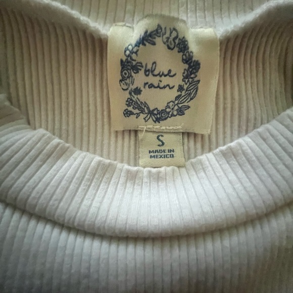 Francesca’s top - Picture 2 of 3